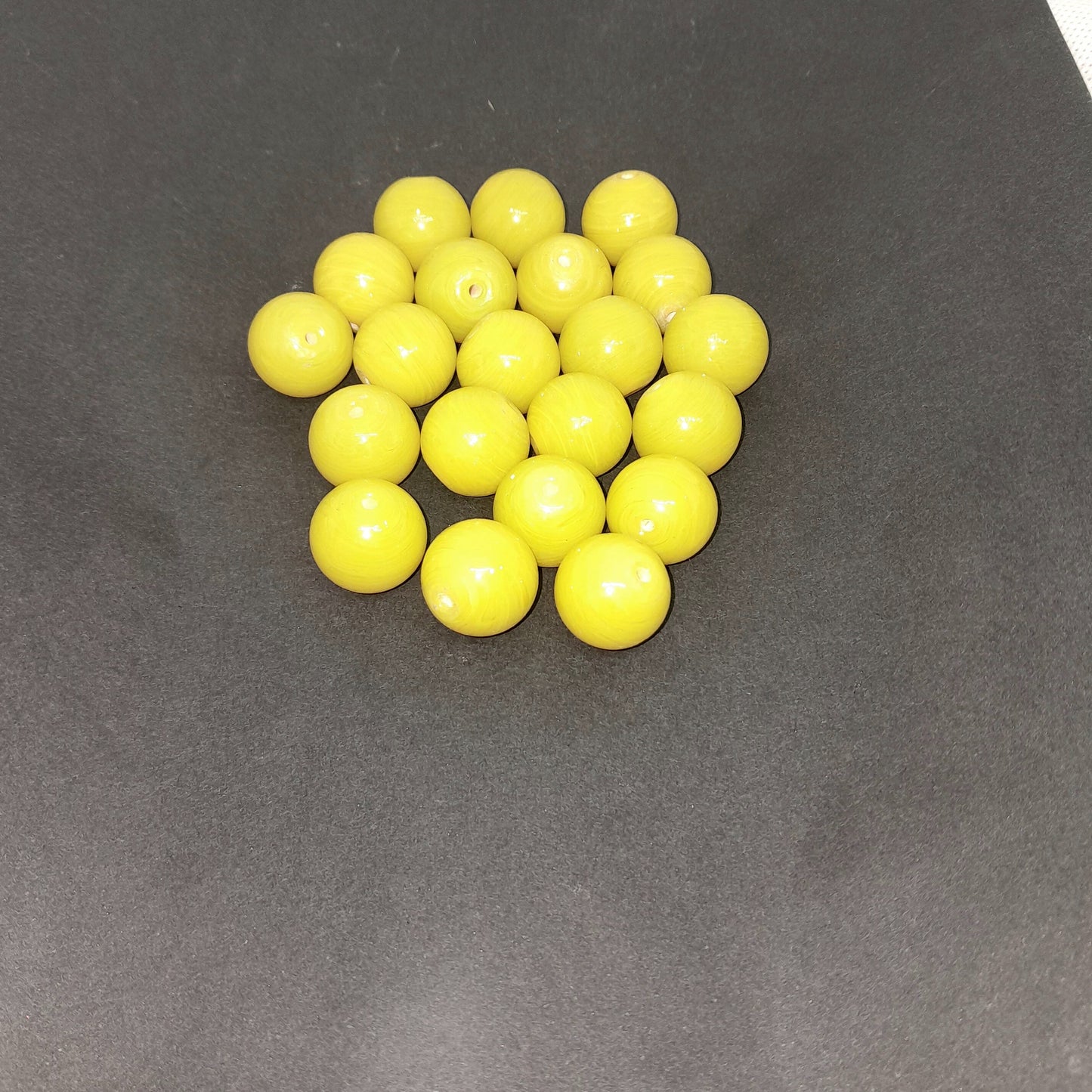 20No Beads Round