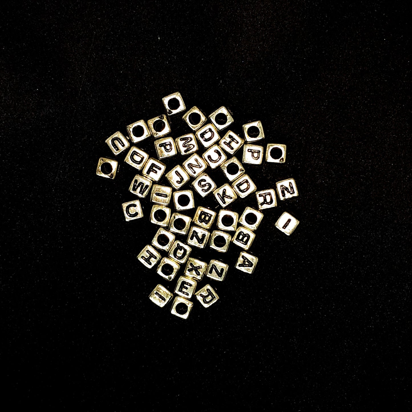 Plastic Beads | Square Gold | Alphabet 15g