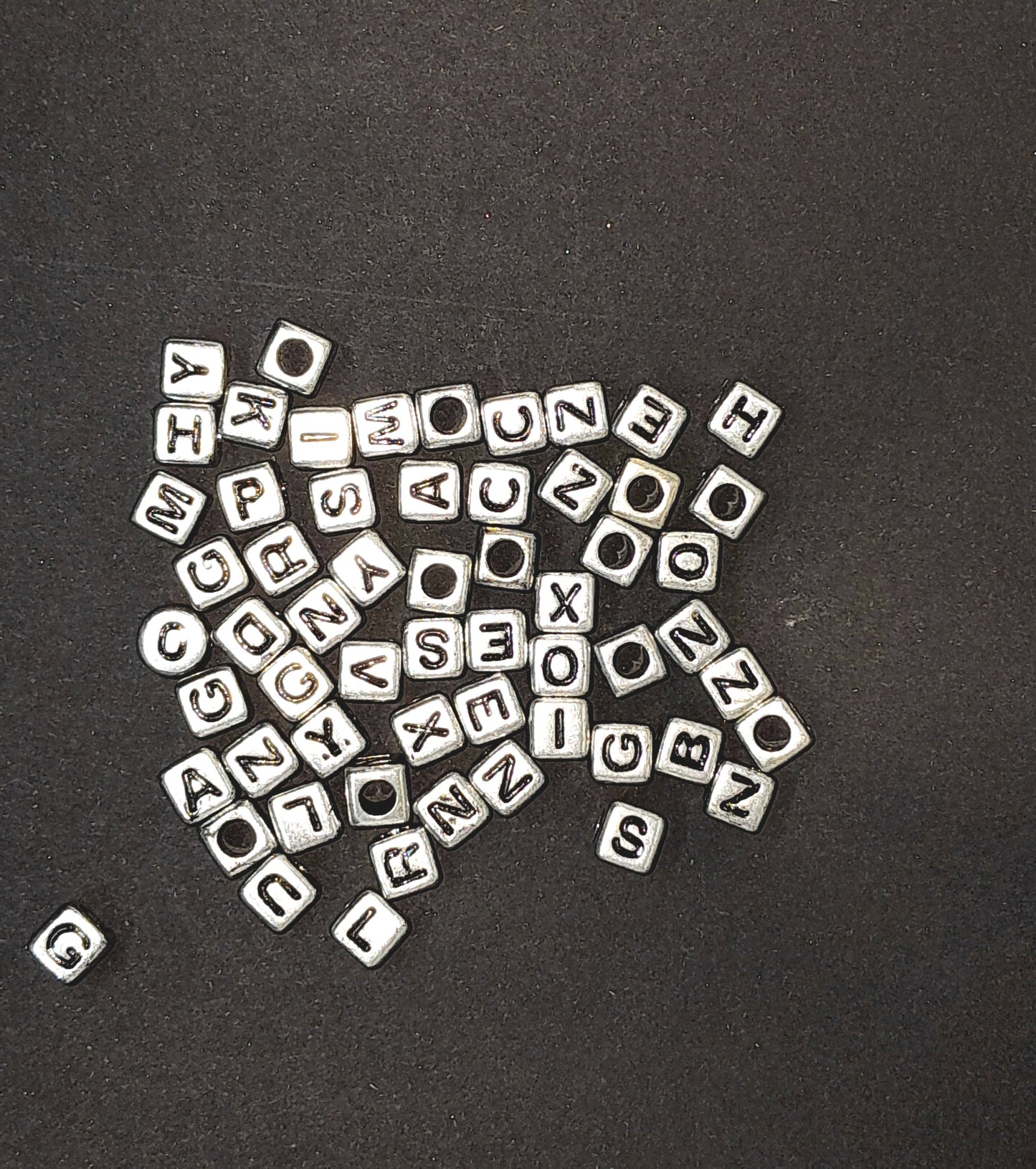 Plastic Beads | Square Silver | Alphabet 15g