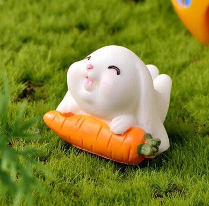 White Rabbit Miniature
