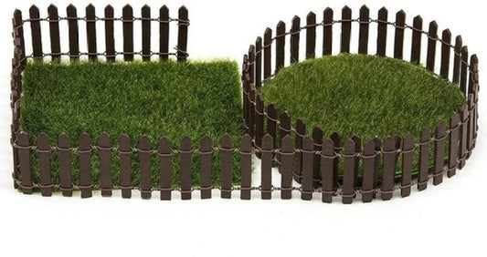 Wooden mini fence
