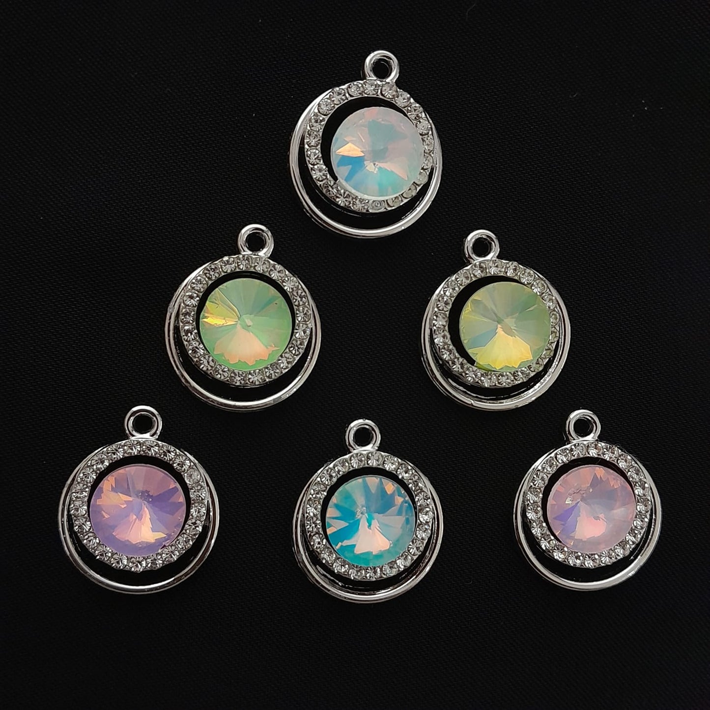 Aura Crystal Pendants - Round