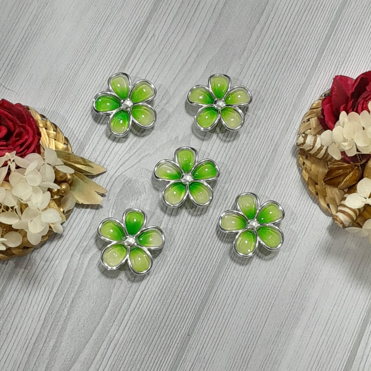 Acrylic Flowers - Set of 5
