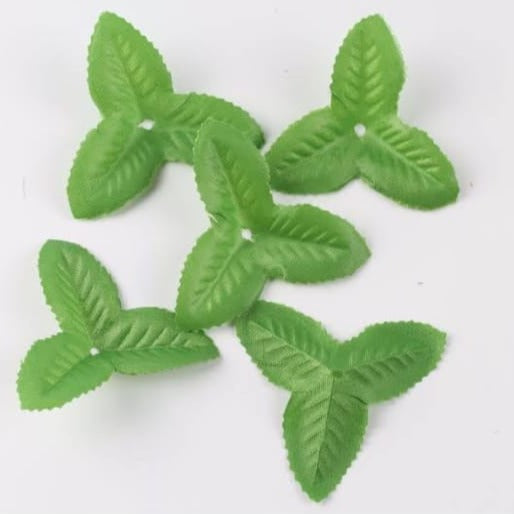 Artificial 3 leafs bunch