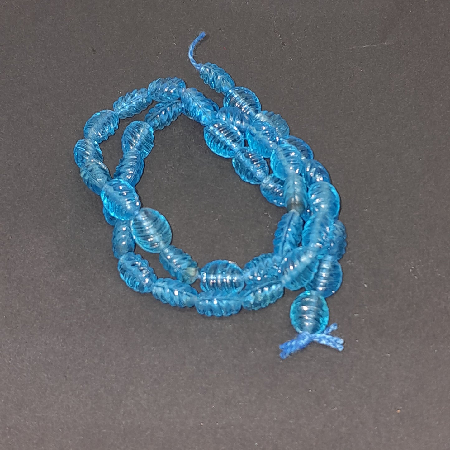 BHIVE Pattern Glass Beads