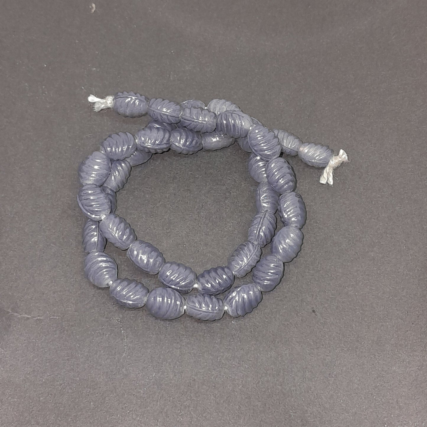 BHIVE Pattern Glass Beads