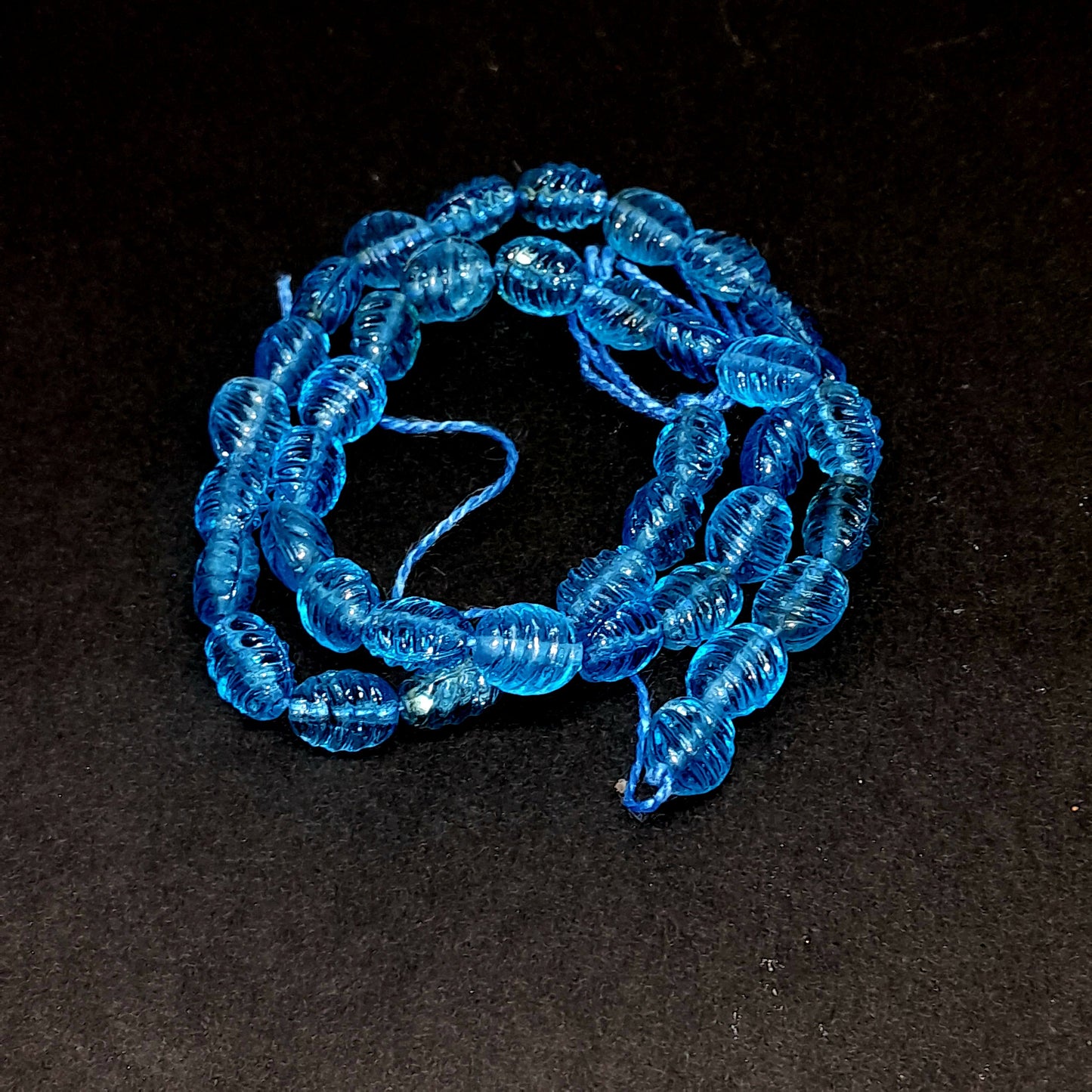 BHIVE Pattern Glass Beads