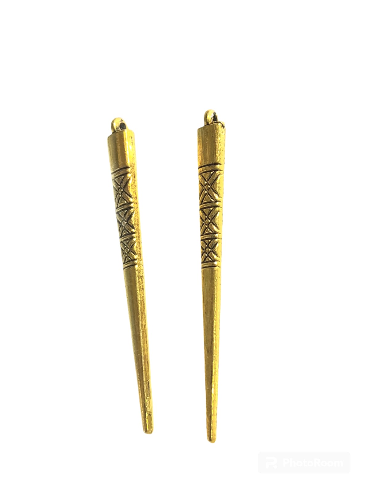 Metal Charm - Golden Dangle