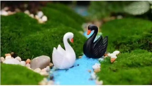 Miniature Swan black and white - set of 2