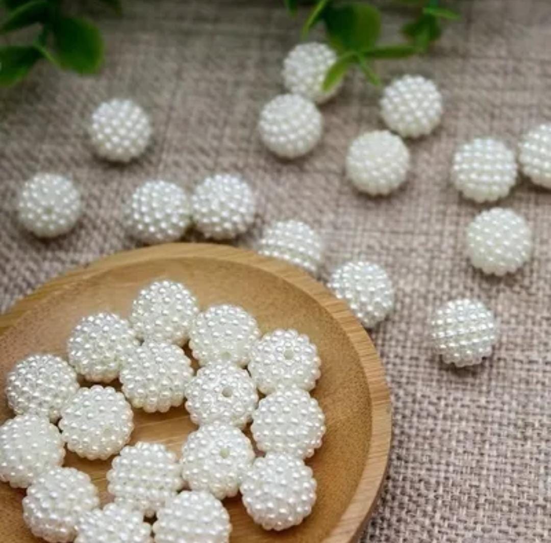 Round designed pearl beads - 18mm