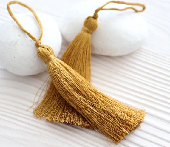 Silk Tassel - 3" - set of 6