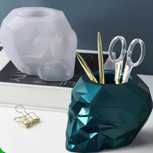 Skull Pen Stand