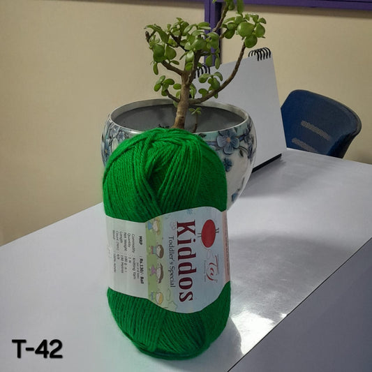 Acrylic Knitting Yarn - T-42